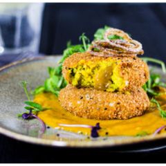 Paramount 21 Gluten Free MSC Mango Filled Smoked Haddock Kedgeree Fish Cakes 