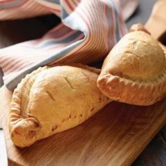 Proper Cornish Unbaked Traditional Mixed Steak Pasty 