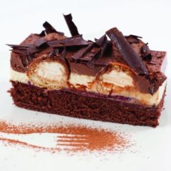 Chantilly Chocolate Profiterole Bar Gateau 