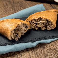 Proper Cornish Unbaked Steak &amp; Stilton Pasty 